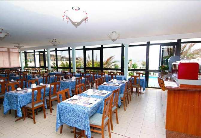 Imagen del bar/restaurante del Hotel Roma, Senigallia. Foto 5