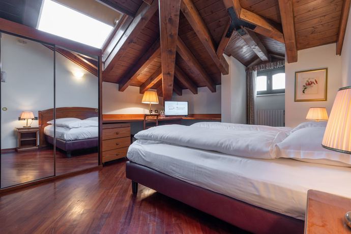 Imagen de la habitación del Hotel Roma, Sestola. Foto 10