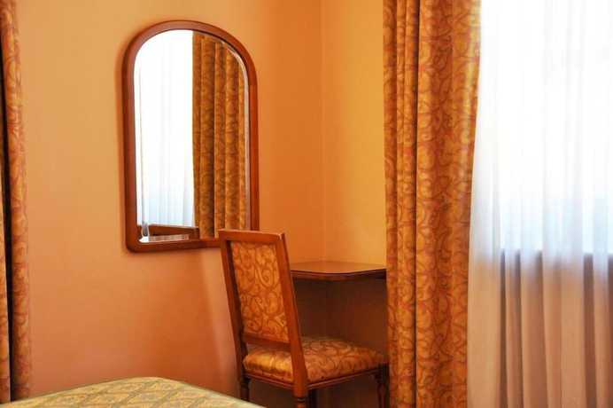 Imagen de la habitación del Hotel Roma, Sestola. Foto 11