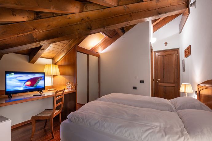 Imagen de la habitación del Hotel Roma, Sestola. Foto 12