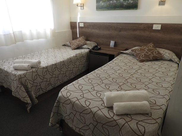 Imagen de la habitación del Hotel Roma, Tandil. Foto 6