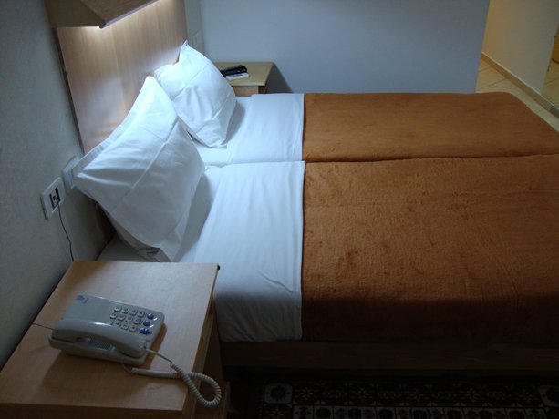 Imagen de la habitación del Hotel Roma Tunis. Foto 11