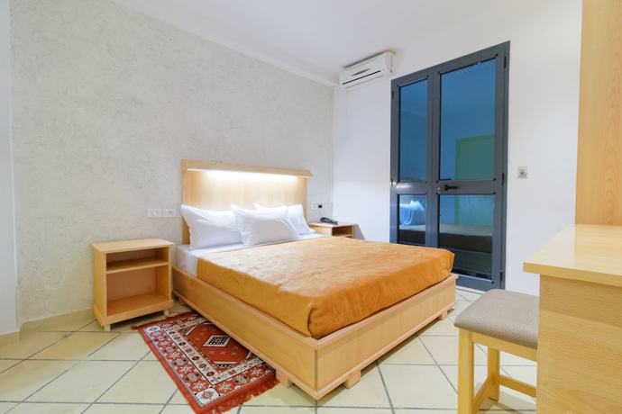 Imagen de la habitación del Hotel Roma Tunis. Foto 13