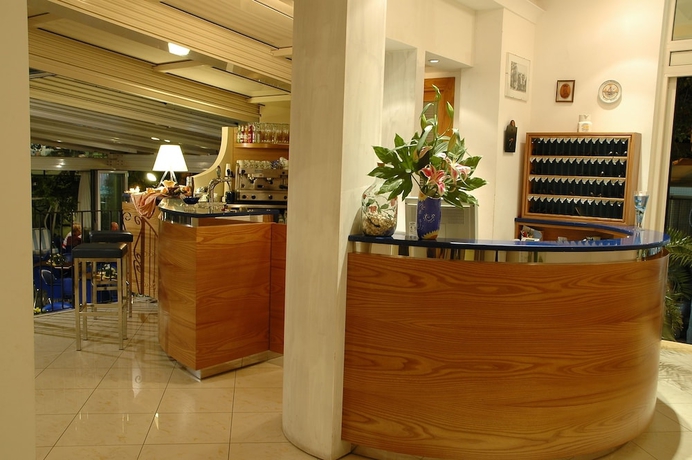 Imagen de los interiores del Hotel Romagna, Cattolica. Foto 19