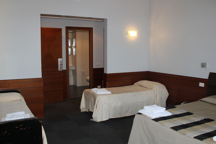 Imagen de la habitación del Hotel Romalive. Foto 2