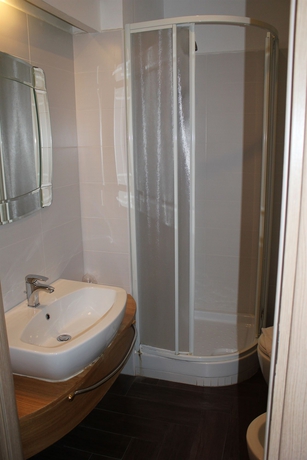 Imagen de la habitación del Hotel Romalive. Foto 4