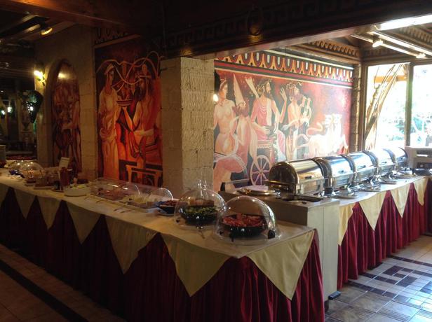 Imagen del bar/restaurante del Hotel Roman Boutique. Foto 2