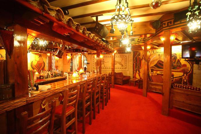 Imagen del bar/restaurante del Hotel Roman Boutique. Foto 4