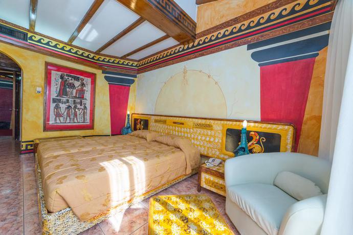 Imagen de la habitación del Hotel Roman Boutique. Foto 11