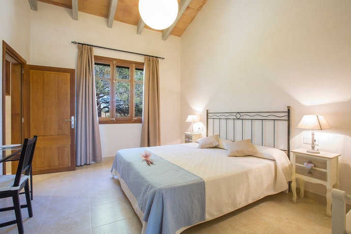 Imagen de la habitación del Hotel Roman Des Figueral. Foto 16