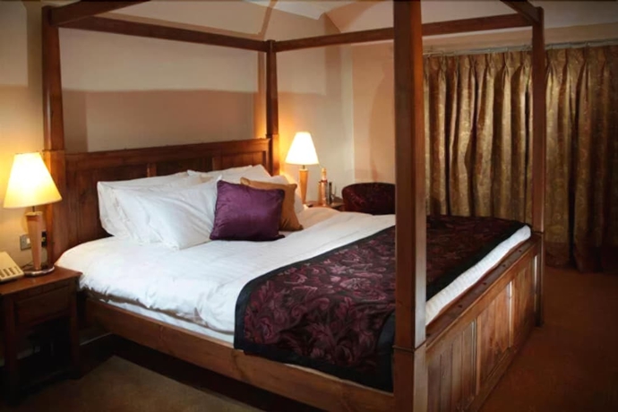 Imagen de la habitación del Hotel Roman Way. Foto 16