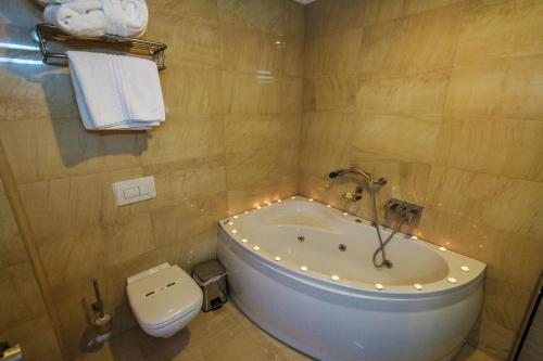 Imagen de la habitación del Hotel Roman by Dumbrava. Foto 8
