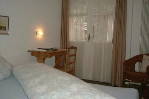 Imagen de la habitación del Hotel Romana. Foto 5