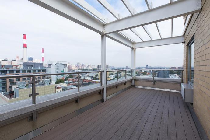 Imagen de los exteriores del Hotel Romana Hotel - NYC. Foto 8