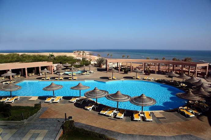 Imagen de la piscina del Hotel Romance Ain Sokhna. Foto 19
