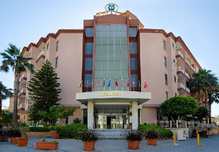 Imagen general del Hotel Romance Beach. Foto 17