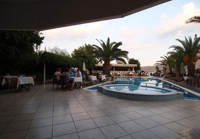 Imagen general del Hotel Romance Beach. Foto 3