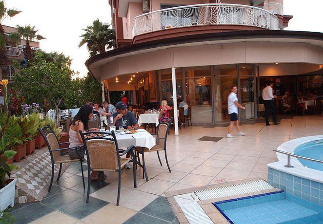 Imagen general del Hotel Romance Beach. Foto 10