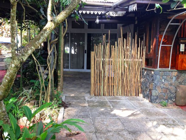 Imagen de la habitación del Hotel Romance Bungalows. Foto 2