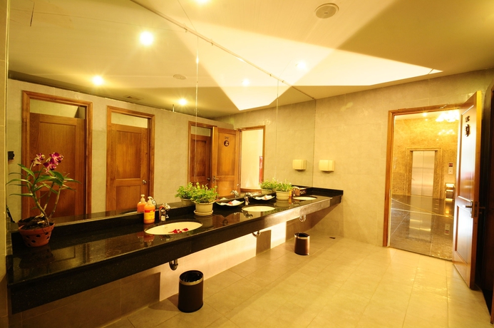 Imagen de los interiores del Hotel Romance, Hue. Foto 5