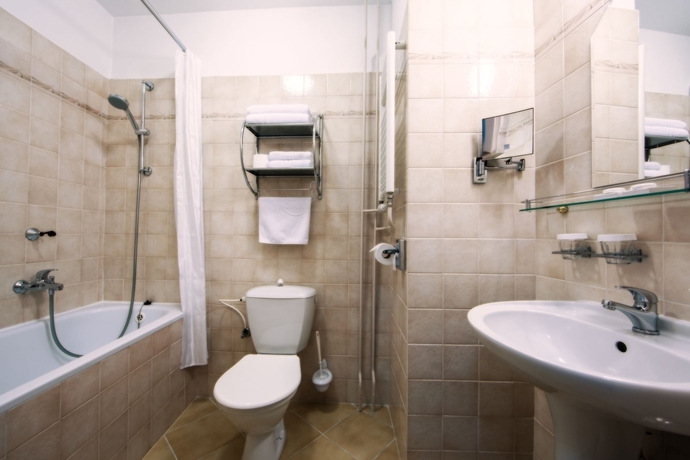 Imagen de la habitación del Hotel Romance, KARLOVY VARY. Foto 2