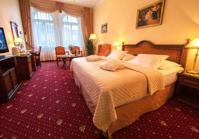 Imagen de la habitación del Hotel Romance, KARLOVY VARY. Foto 4