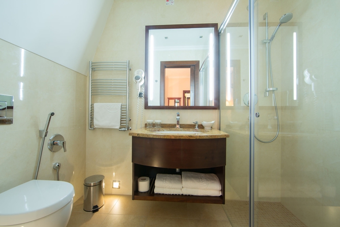 Imagen de la habitación del Hotel Romance, KARLOVY VARY. Foto 9