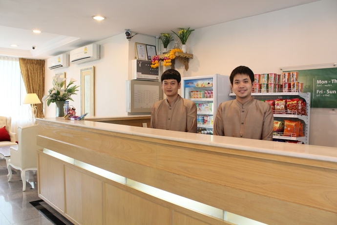 Imagen de los interiores del Hotel Romance Srinakarin. Foto 19