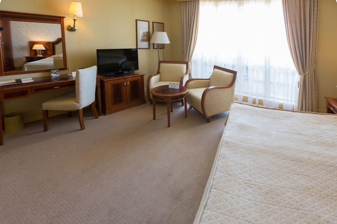 Imagen de la habitación del Hotel Romance and Family Suites. Foto 4