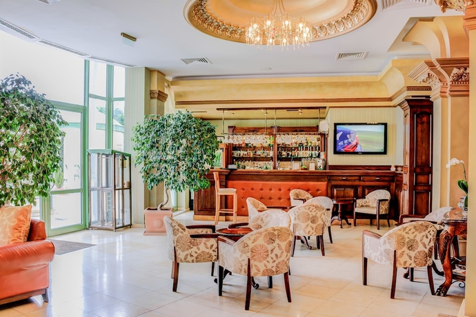 Imagen de los interiores del Hotel Romance and Family Suites. Foto 16