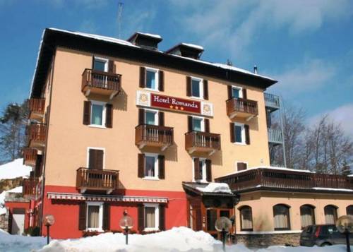 Imagen de la habitación del Hotel Romanda, Gionghi. Foto 2