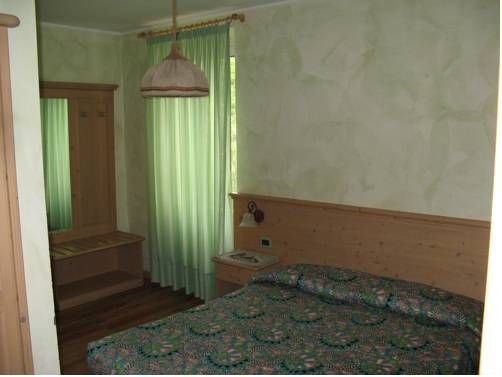 Imagen general del Hotel Romanda, Gionghi. Foto 1