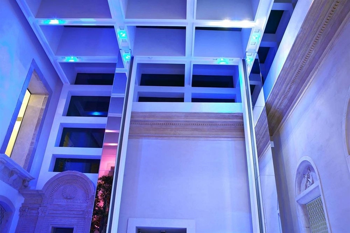 Imagen de los interiores del Hotel Romano House. Foto 11
