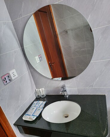 Imagen general del Hotel Romano, Kampot. Foto 11