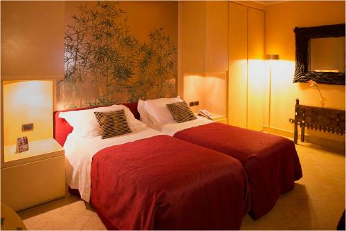 Imagen de la habitación del Hotel Romano Palace Luxury. Foto 10