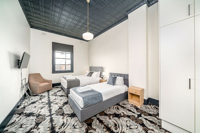 Imagen de la habitación del Hotel Romano\'s. Foto 16