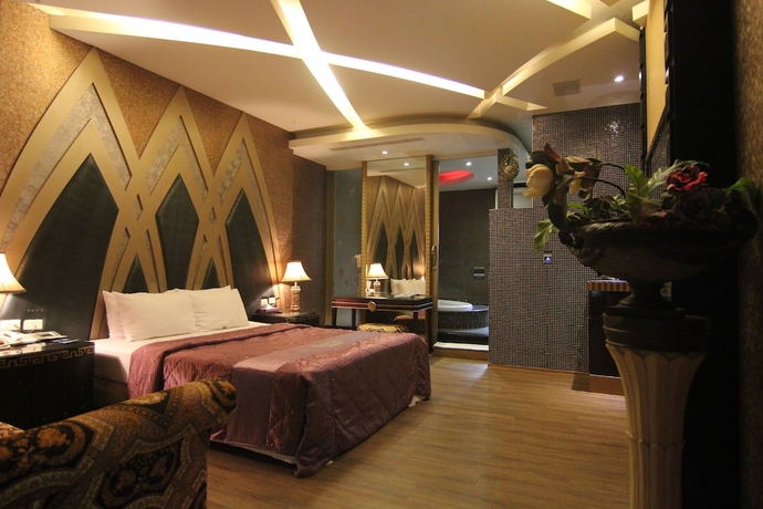 Imagen de la habitación del Hotel Romantic Code Motel. Foto 6