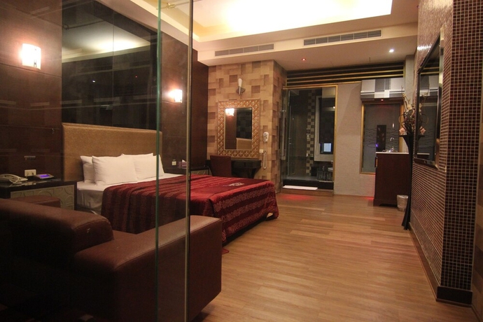 Imagen de la habitación del Hotel Romantic Code Motel. Foto 16