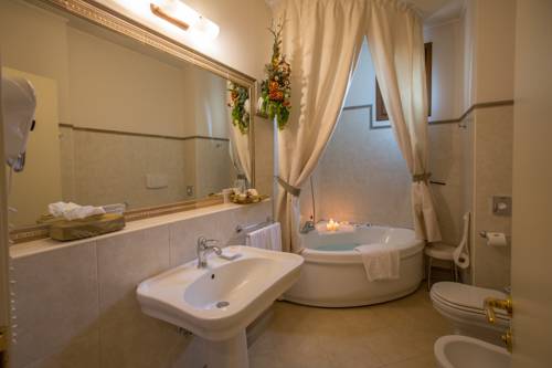 Imagen de la habitación del Hotel Romantic Furno. Foto 8