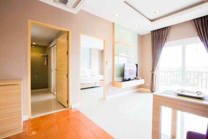 Imagen de la habitación del Hotel Romantic Khonkaen. Foto 10