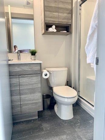 Imagen de la habitación del Hotel Romantic Lakeside Studio Suite. Foto 15