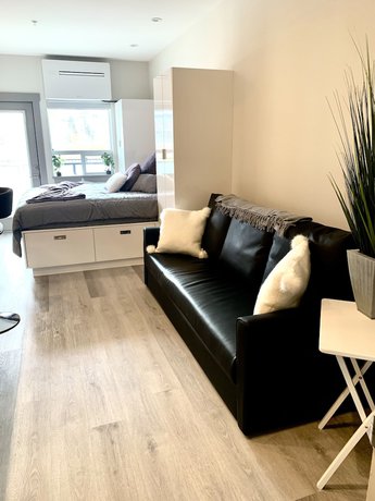 Imagen de la habitación del Hotel Romantic Lakeside Studio Suite. Foto 17