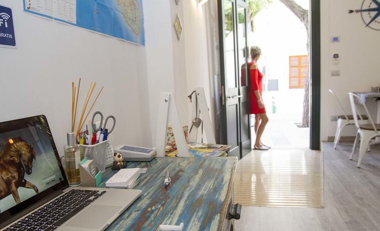 Imagen de los interiores del Hotel Romantic Los 5 Sentidos. Foto 5