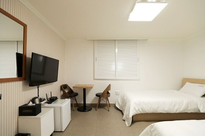 Imagen general del Hotel Romantic Trip. Foto 3