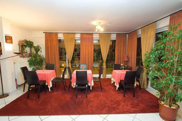 Imagen del bar/restaurante del Hotel Romantica, Loutra Edipsou. Foto 6