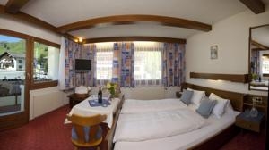 Imagen de la habitación del Hotel Romantica, Samnaun. Foto 5