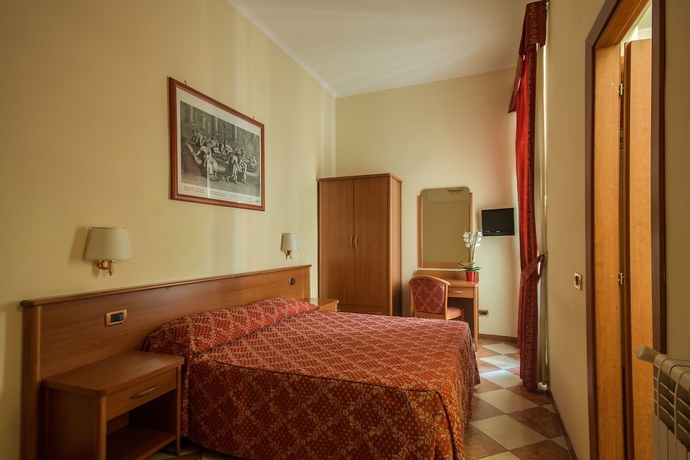 Imagen de la habitación del Hotel Romantica, Termini. Foto 10