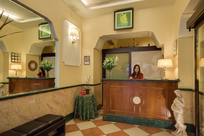 Imagen de los interiores del Hotel Romantica, Termini. Foto 16