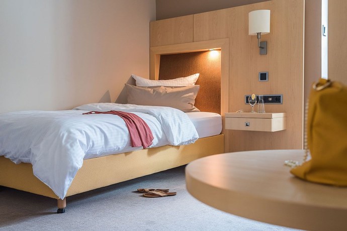 Imagen de la habitación del Hotel Romantik Ahrenberg. Foto 13