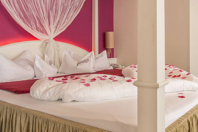 Imagen de la habitación del Hotel Romantik And Spa Alpen-herz. Foto 11